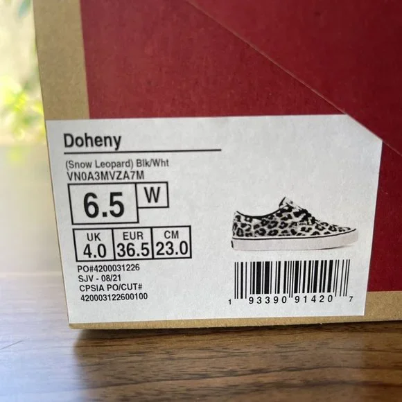 SALE** Vans Doheny Women’s sz 6 Snow Leapord Skate Shoe - Picture 7 of 7